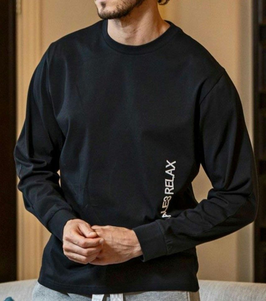 【1PIU1UGUALE3 RELAX】ヘム 刺繍 ロゴ ロング Tシャツ 新品未開封】1PIU1UGUALE3 RELAX 前面刺繍 ブランドロゴ ロングT