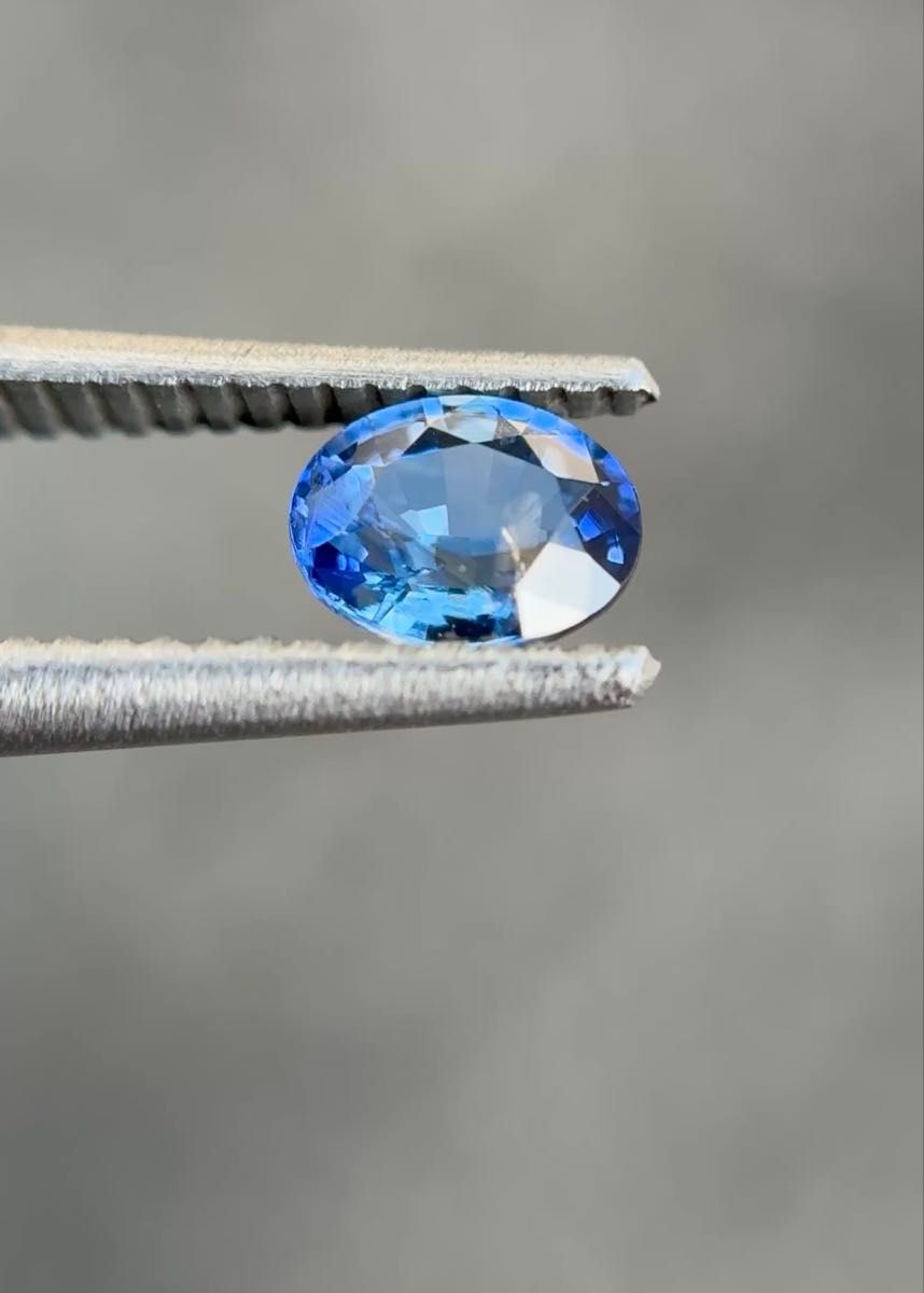 非加熱 0.42 ct ~ブルー~ 天然石コランダムブルーサファイア スリランカ産 ルース