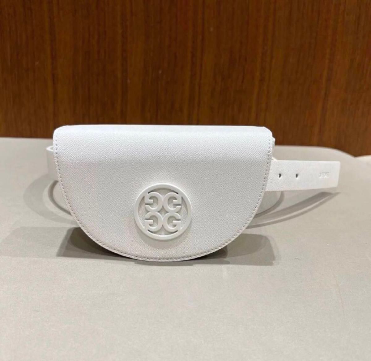 新品☞本日特別値下❗️ジーフォア ゴルフウェストポーチ●ラウンドバッグ 即発送 新作 ジーフォアG/FORE ゴルフ ウェストバッグ ウェスト