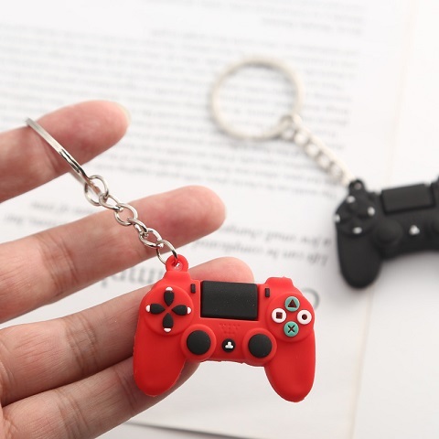 Yahoo!オークション - ゲームコントローラー キーホルダー赤 Yahoo!オークション - ゲームコントローラー キーホルダー赤