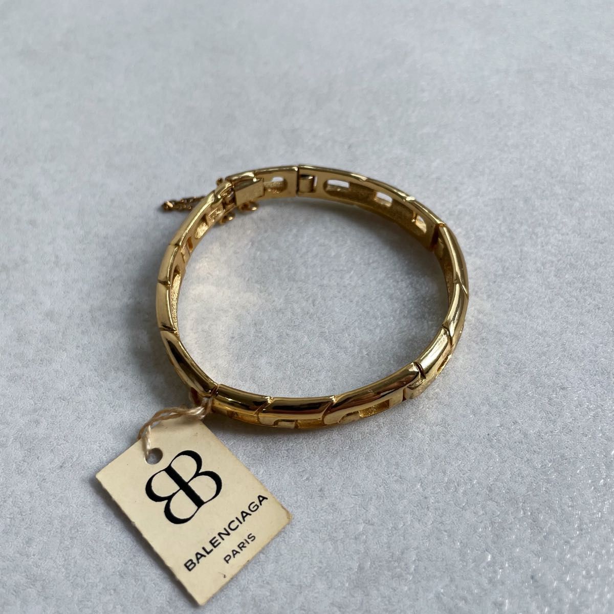 【極美品】BALENCIAGA B Chain ブレスレット ゴールド BALENCIAGA】ビンテージ ゴールド ブレスレット バングル|Yahoo