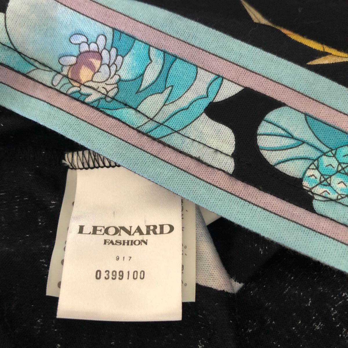 LONARD レオナール トップス L カットソー　花柄　黒　半袖Tシャツ