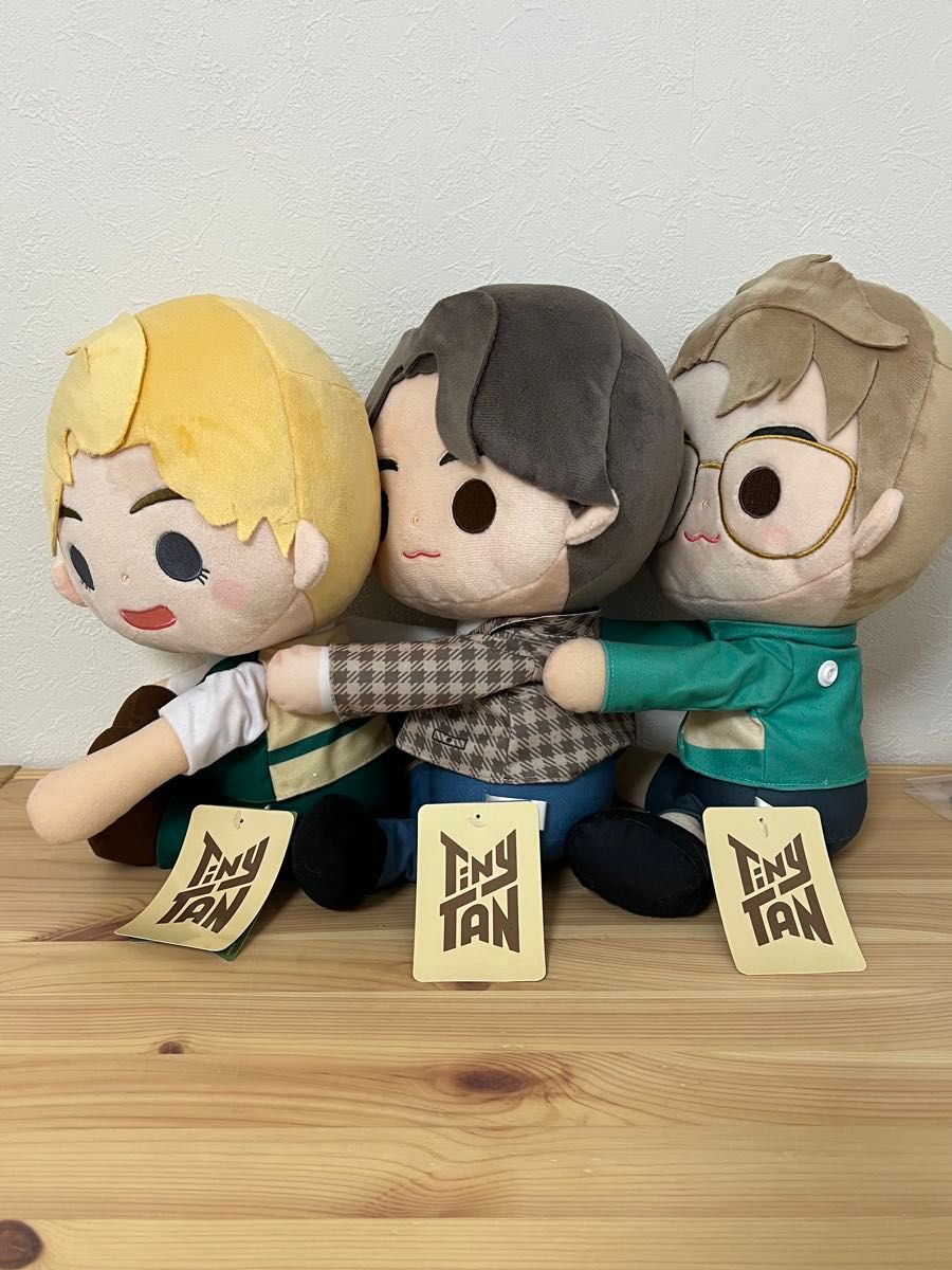 新品 BTS ぬいぐるみ 10cm 着せ替えぬいぐるみ V テテ ジミン セット Tiny TAN スペシャルくっつきぬいぐるみ〜Dynamite〜Vテテ Jung