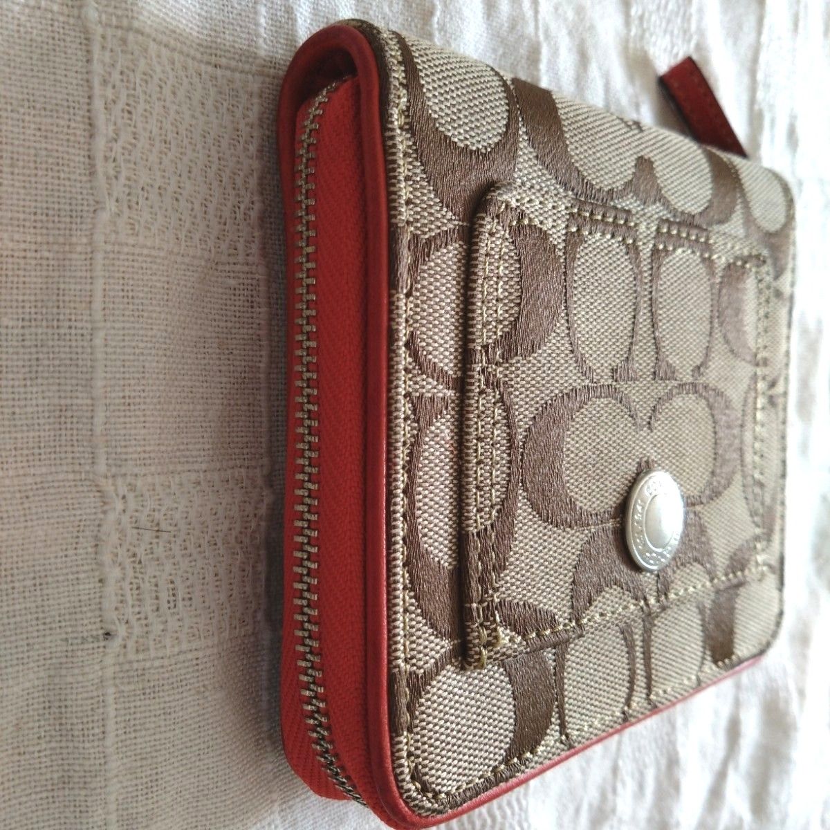 【国内/即発】 COACH 二つ折り財布 本革 シグネチャー COACH コーチ 二つ折り財布 シグネチャー 赤|Yahoo!フリマ(旧