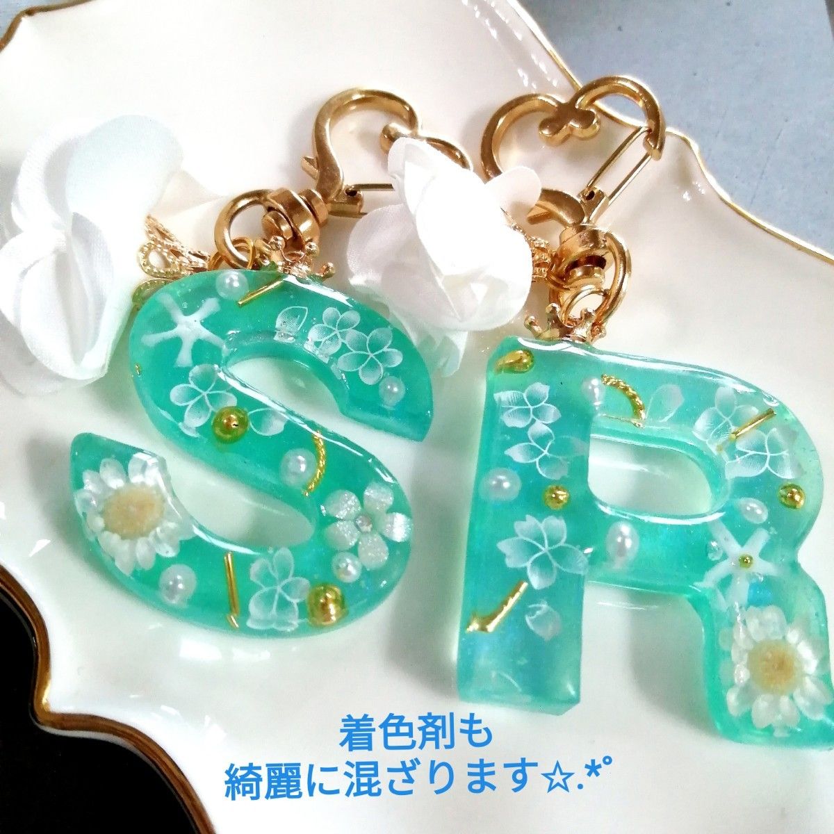 レジン液 速乾!!無臭&永久クリア✨yukihana100g6本大人気コート剤付 速乾 無臭&黄変ゼロ レジン液ユキハナ100g×2本大人気
