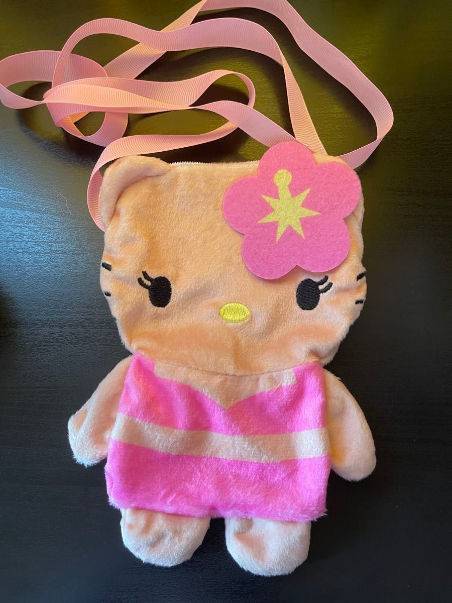 ウ*ネ様 日焼けキティ ポシェット ハローキティ ぬいぐるみポシェット ガチャガチャ 日焼けキティ