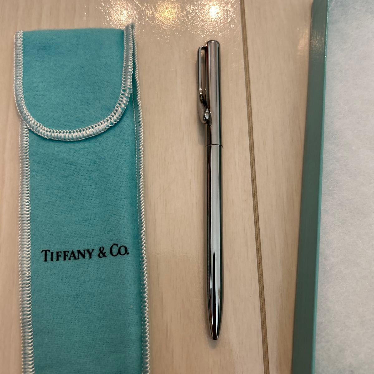 No4384 ティファニー ボールペン シルバー 布ケース 元箱付 送料無料 TIFFANY&Co ボールペン ケース付き シルバー ティファニー