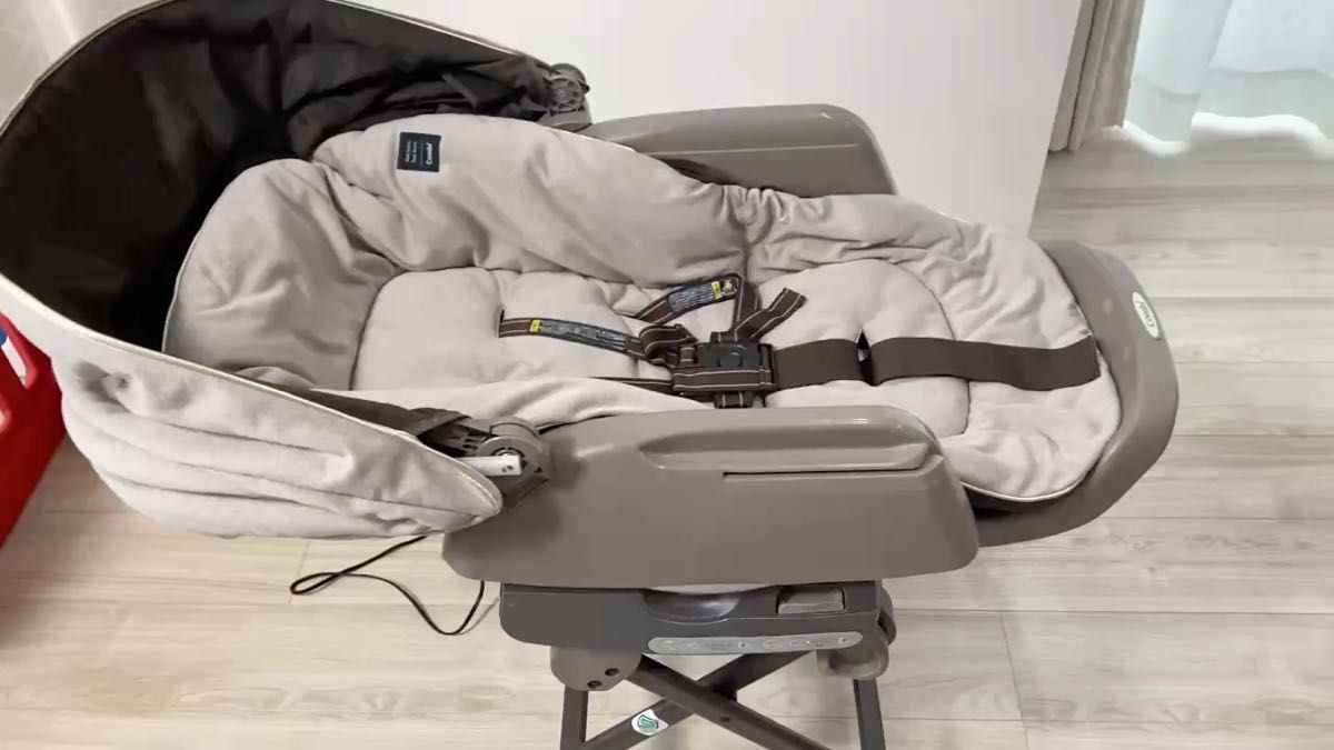 Combi ネムリラ AUTO SWING BEDi 電動 おやすみドーム付 コンビ オートスウィング ゆりかご