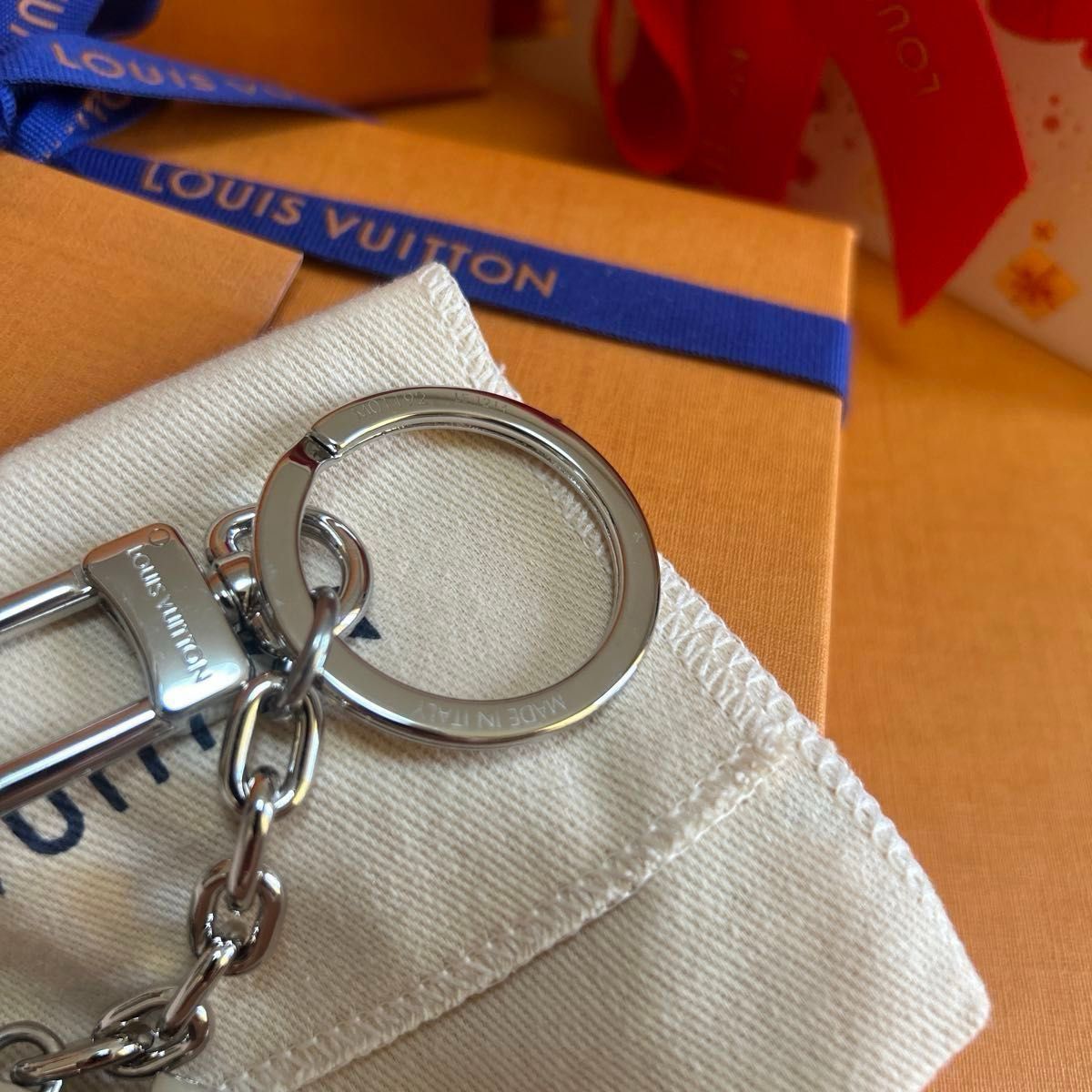 Louis Vuitton キーホルダー・LV エンベロープ LOUIS VUITTON キーホルダー・LVイニシャル ユニセックス|Yahoo