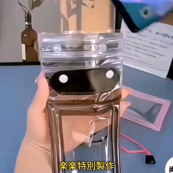 【２枚セット】IPX8四重防水スマホケース完全防水 水中撮影 高感度 タッチ機能高透明4色選べる