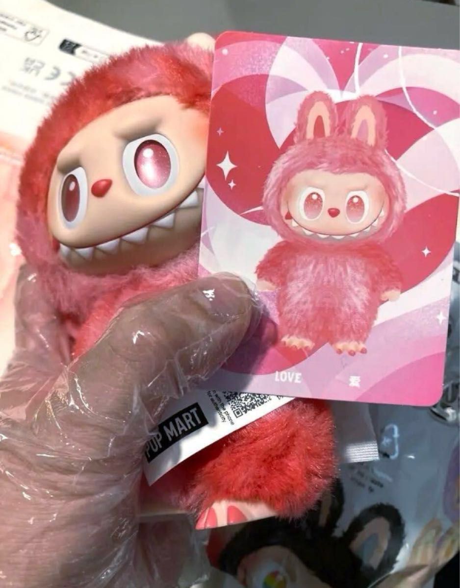 Big into Energy LABUBU ぬいぐるみペンダント 愛 赤ラブブ 正規品 THE MONSTERS Big into Energyシリーズぬいぐるみ