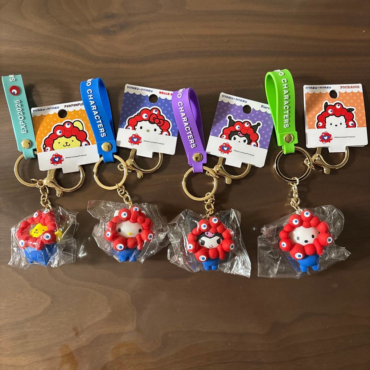 万博サンリオミャクミャクなりきりキーホルダー4 点セット 4個セット 万博 サンリオ ミャクミャクキーホルダー