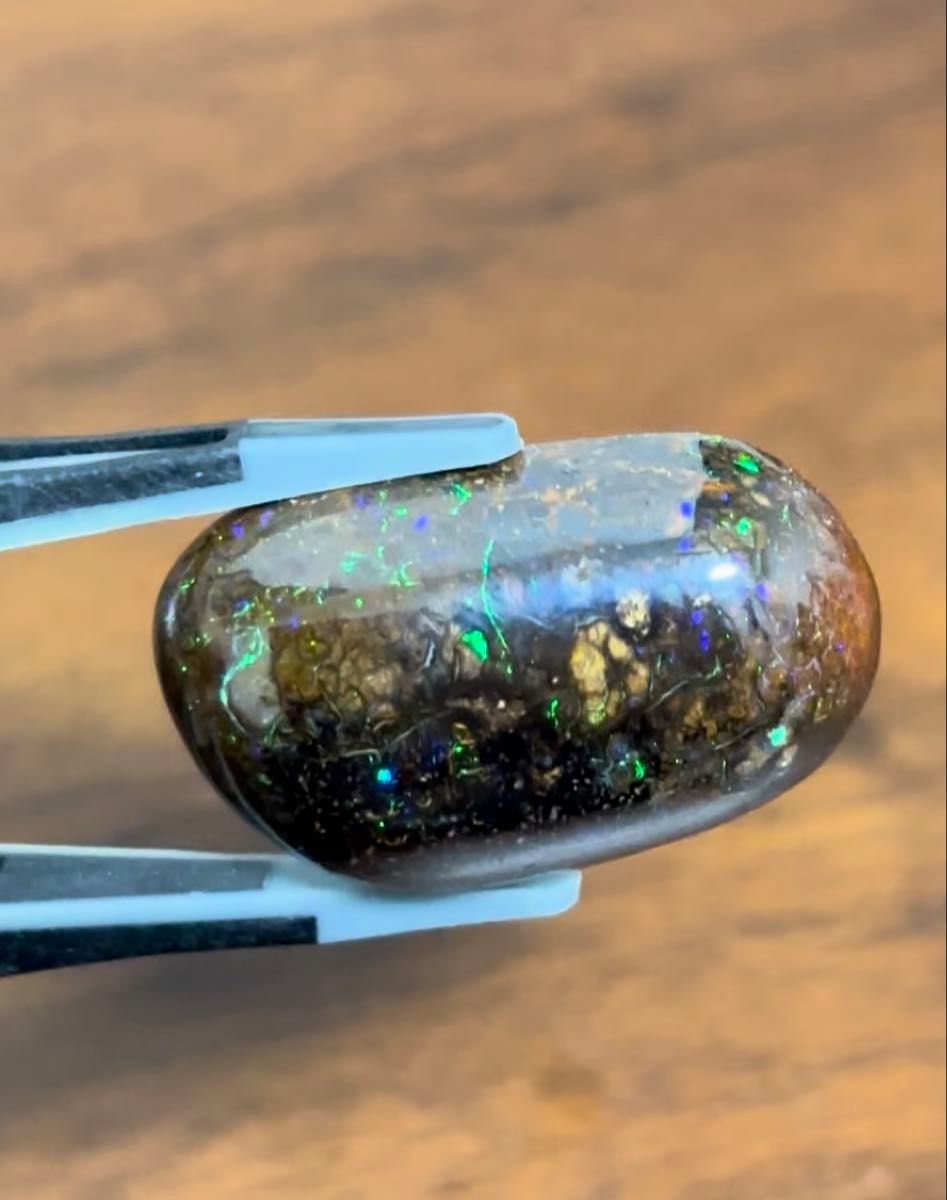 ボルダーオパール 36.5 Ct