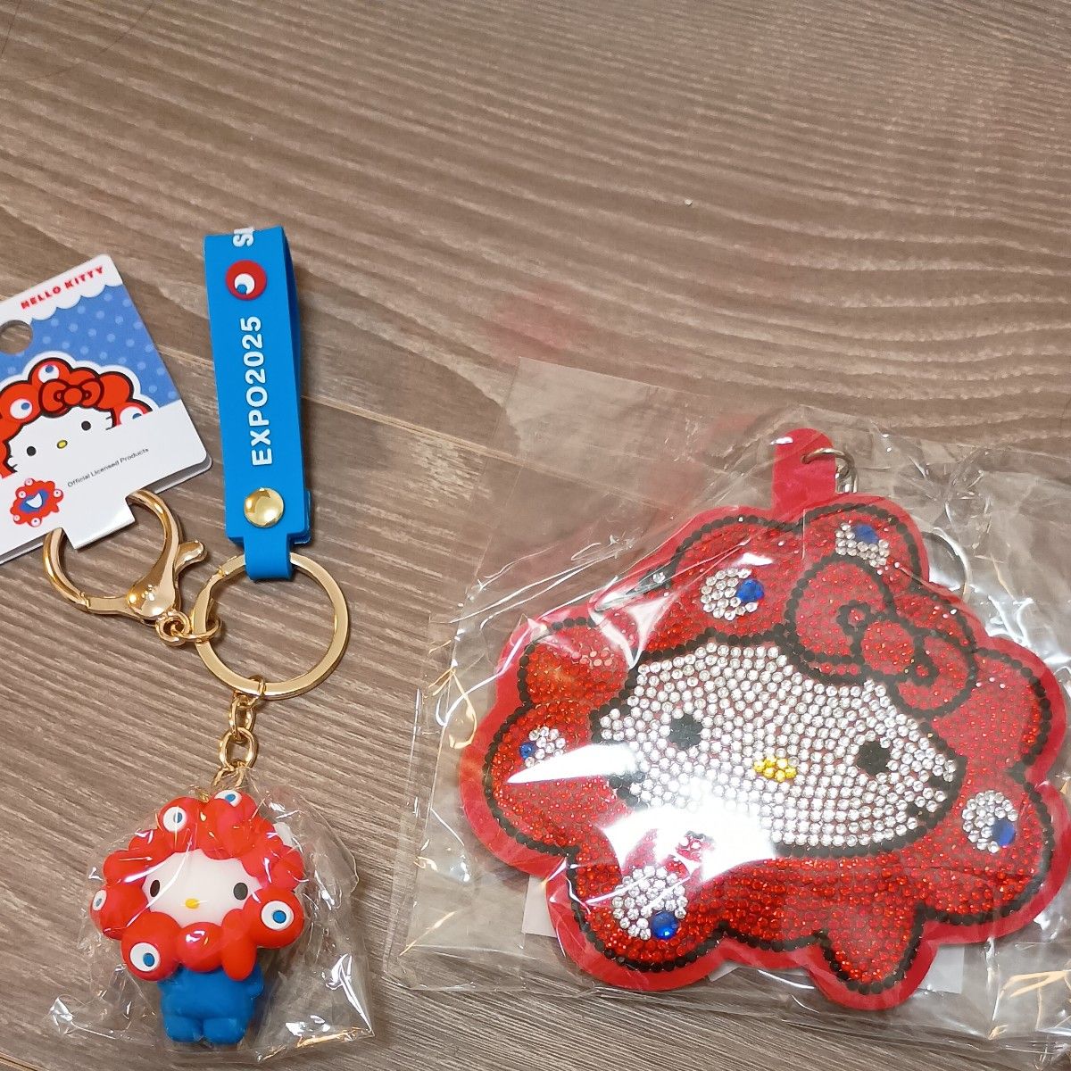 万博 キティ ミャクミャク 立体マスコット キーホルダー カチューシャ 大阪万博 ミャクミャクとキティちゃん キーホルダー2個セット