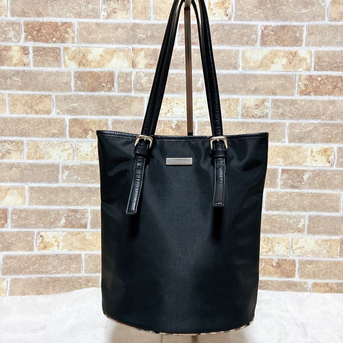 【極美品】BURBERRY LONDON BLUE LABEL トートバッグ 黒 BURBERRY BLUE LABEL トートバッグ ナイロン×レザー ブラック