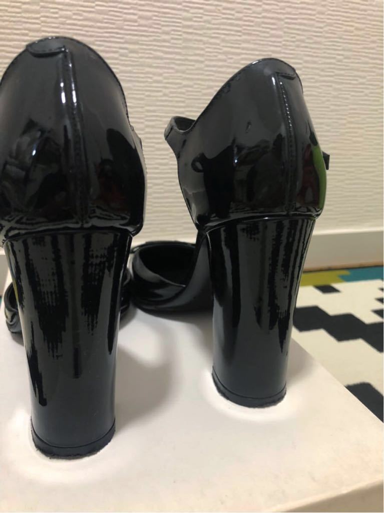 マークバイマークジェイコブス パテントレザーアンクルベルトパンプスリボン黒イタリア製36 23cm★中古BY MARC JACOBSエナメル結婚式二次会_画像8