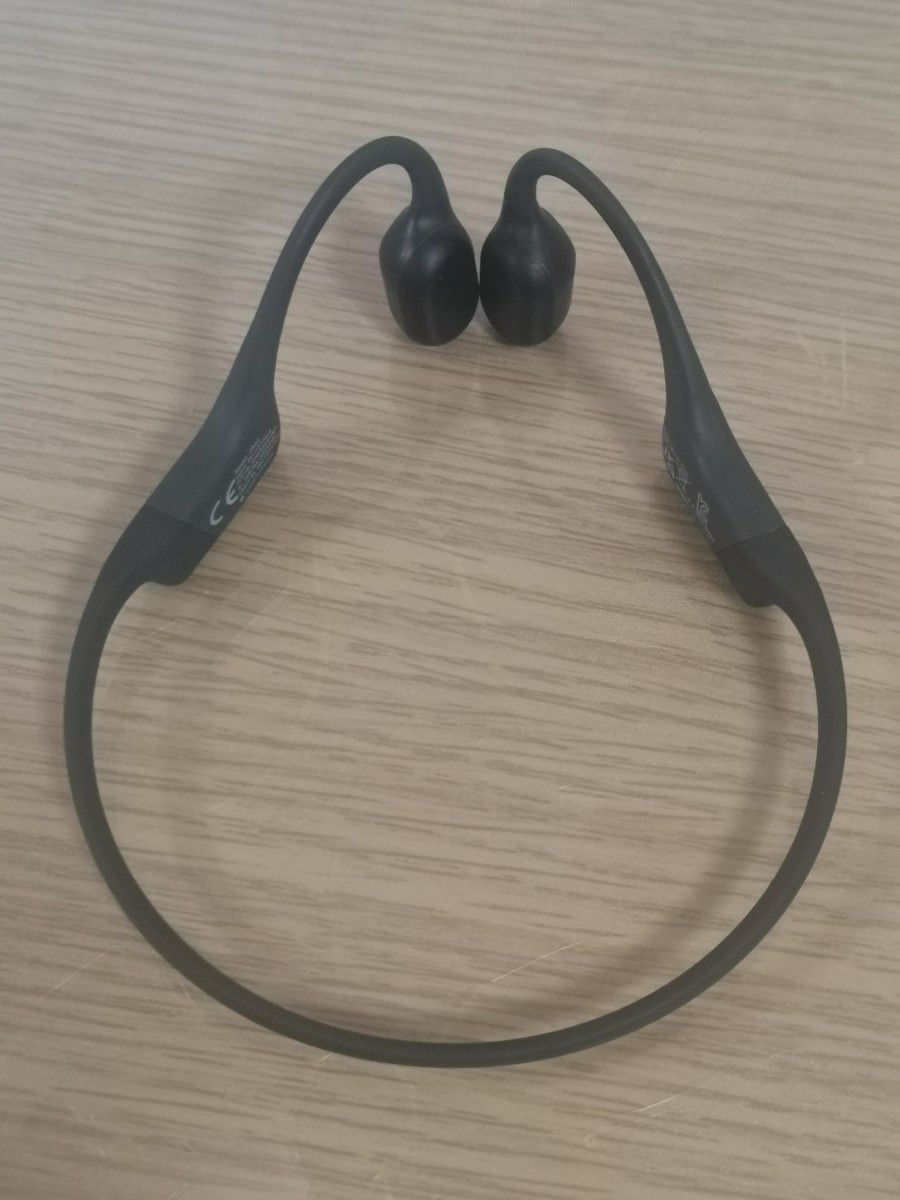 【中古品】Shokz OpenRun Black S803 OpenRun shokz S803 骨伝導イヤホン ワイヤレスイヤホン