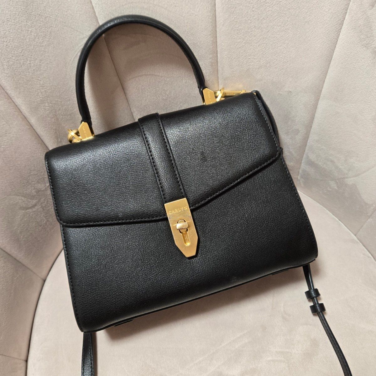 ◆CARLYN◆ディア Black H70301010 韓国人気 2WAY ブラック CARLYN DEAR BAG ディアーバッグ 本革 2way トップハンドル 韓国
