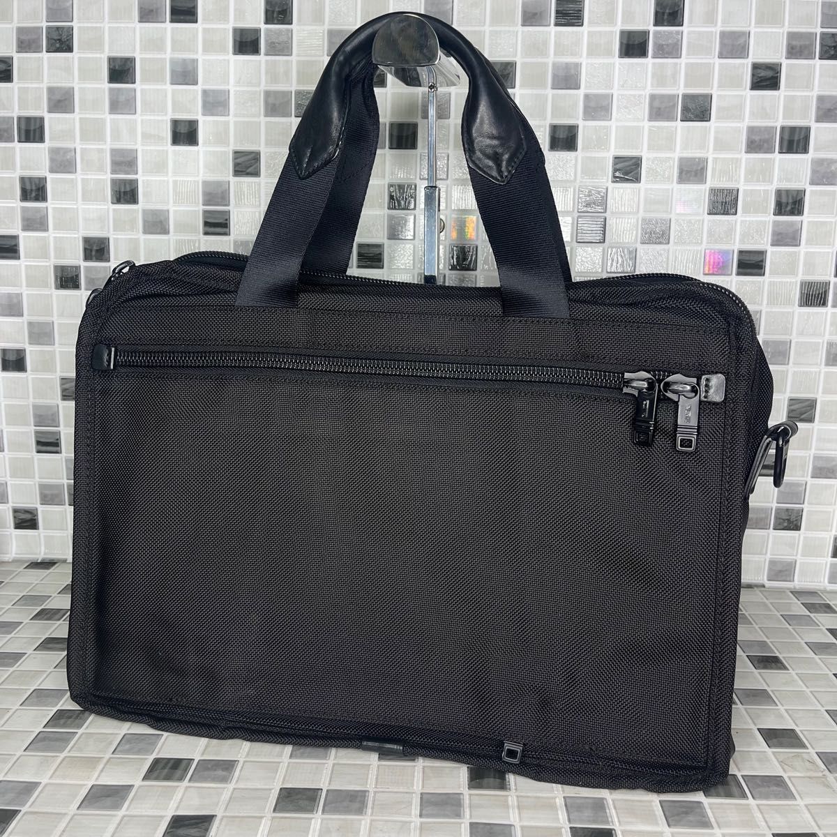 美品 TUMI トゥミ 2WAY ビジネスバッグ ショルダーバッグ 美品 TUMI トゥミ 2WAY ビジネスバッグ ショルダーバッグ
