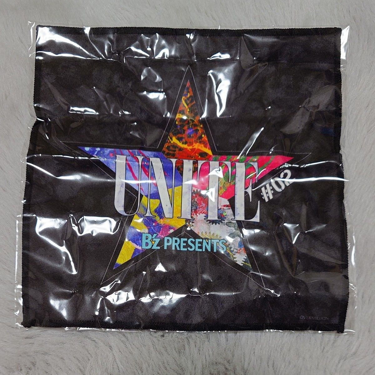 B'z ファイバータオル!!ヽ(゜д゜ヽ)(ノ゜д゜)ノ!! B'z UNITE #02 ガチャ ファイバータオル|Yahoo!フリマ(旧