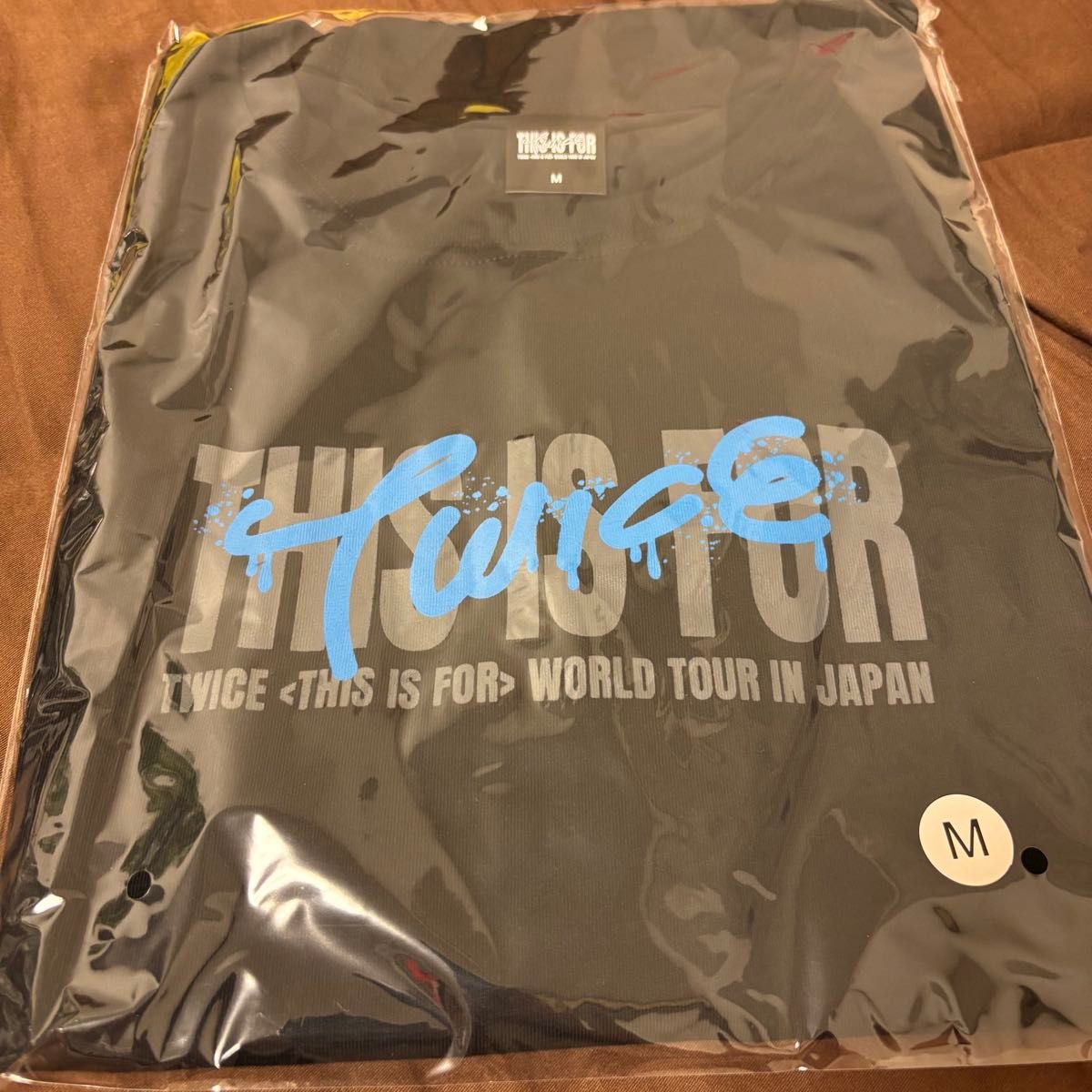 本日発送 TWICE ポップアップ ライブTシャツ ツウィ Mサイズ 21日朝発送】TWICE ポップアップ ライブTシャツ ツウィ Mサイズ