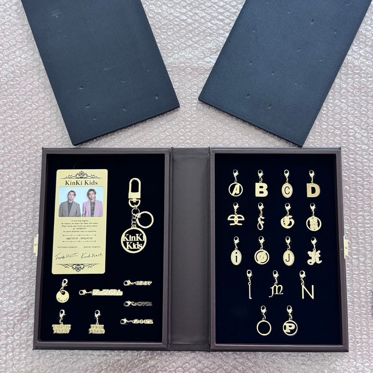 KinKi Kids(DOMOTO) プレミアムチャームアクセサリーセット KinKi Kids(DOMOTO) プレミアムチャームアクセサリーセット