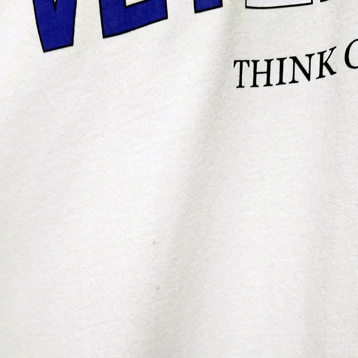 【VETEMENTS】ホワイト ロゴ刺繍 オーバーサイズ Tシャツ 希少 ヴェトモン 刺繍 ロゴ オーバーサイズ ホワイト 半袖 T