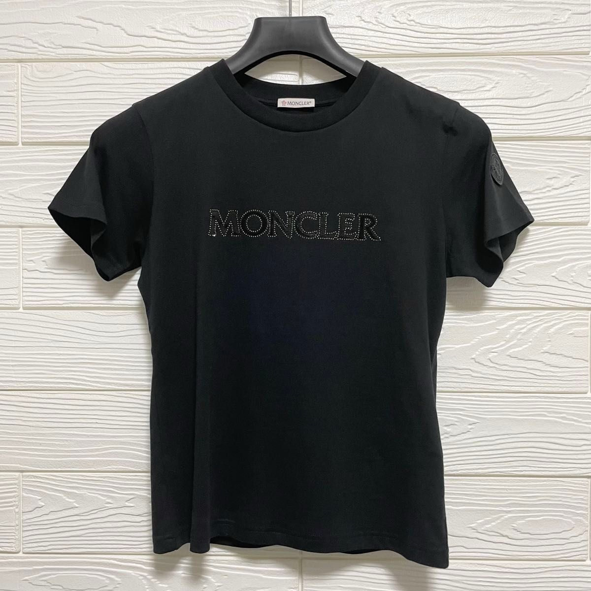 関税込☆*MONCLER*ラインストーン ロゴ Tシャツ 新品 100%本物 MONCLER ラインストーン ロゴ Tシャツ