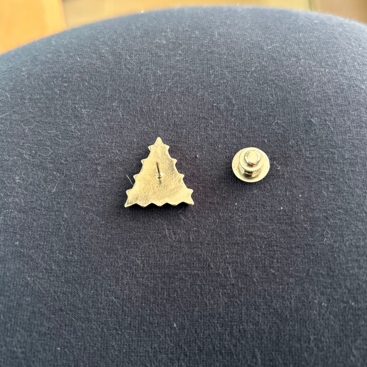 箱付 Baccara バカラ クリスマス オーナメント ノエル ゴールド バカラ Baccarat ノエル クリスマスオーナメント付属ピンバッジ