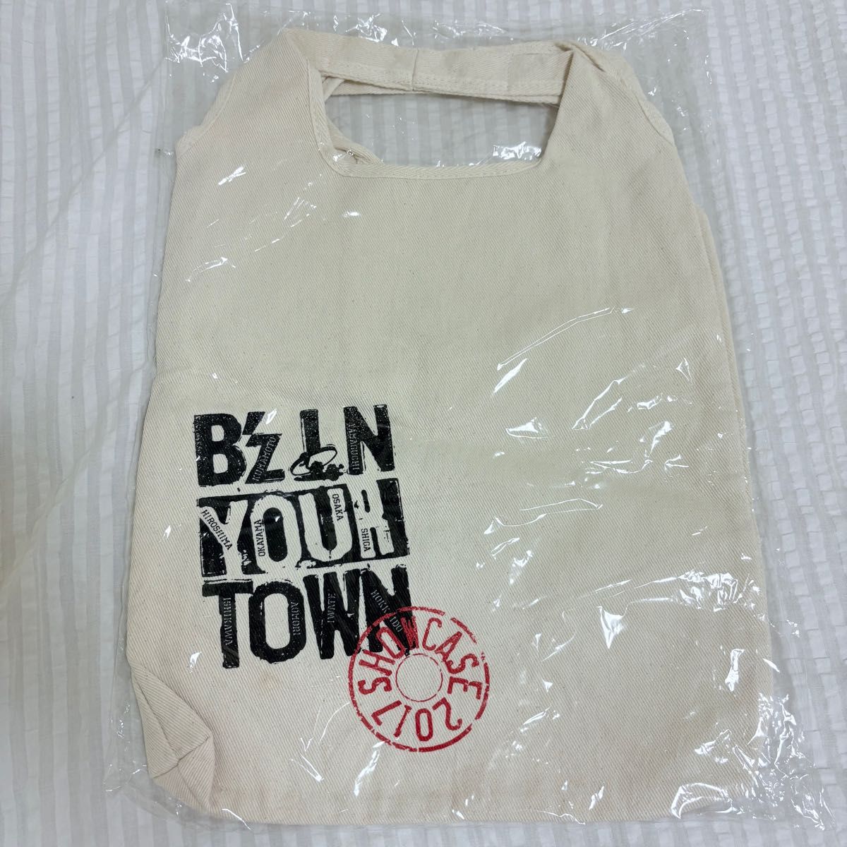 B'z 2017 IN YOUR TOWN 岩手Mサイズ未使用品 B'z トートバッグ 新品未開封 B'z SHOWCASE 2017 In Your Town