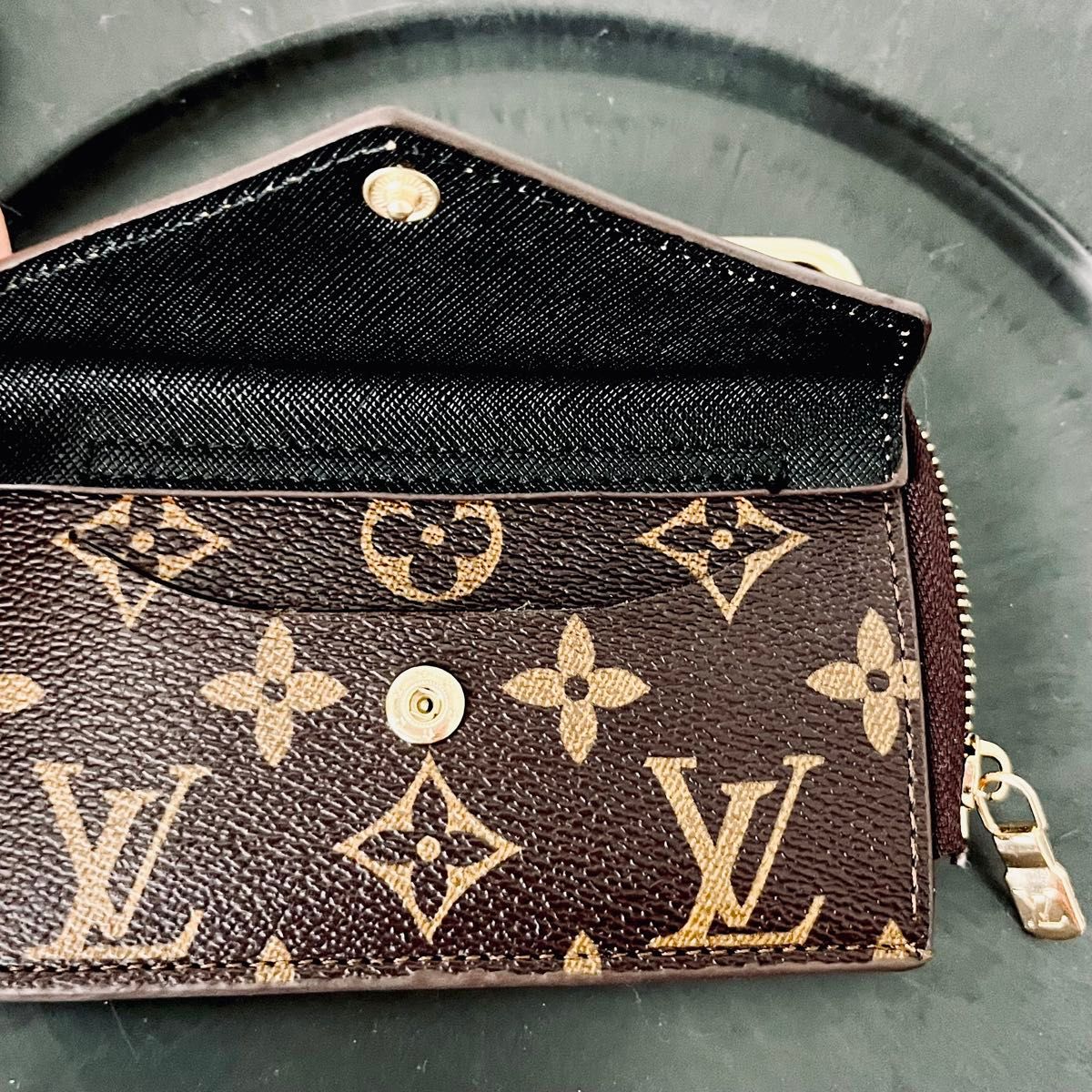 毎日使いたい♪【LOUISVUITTON】フラグメント カード キーケース 美品】LV カードケース フラグメントケース ミニ財布 キーケース