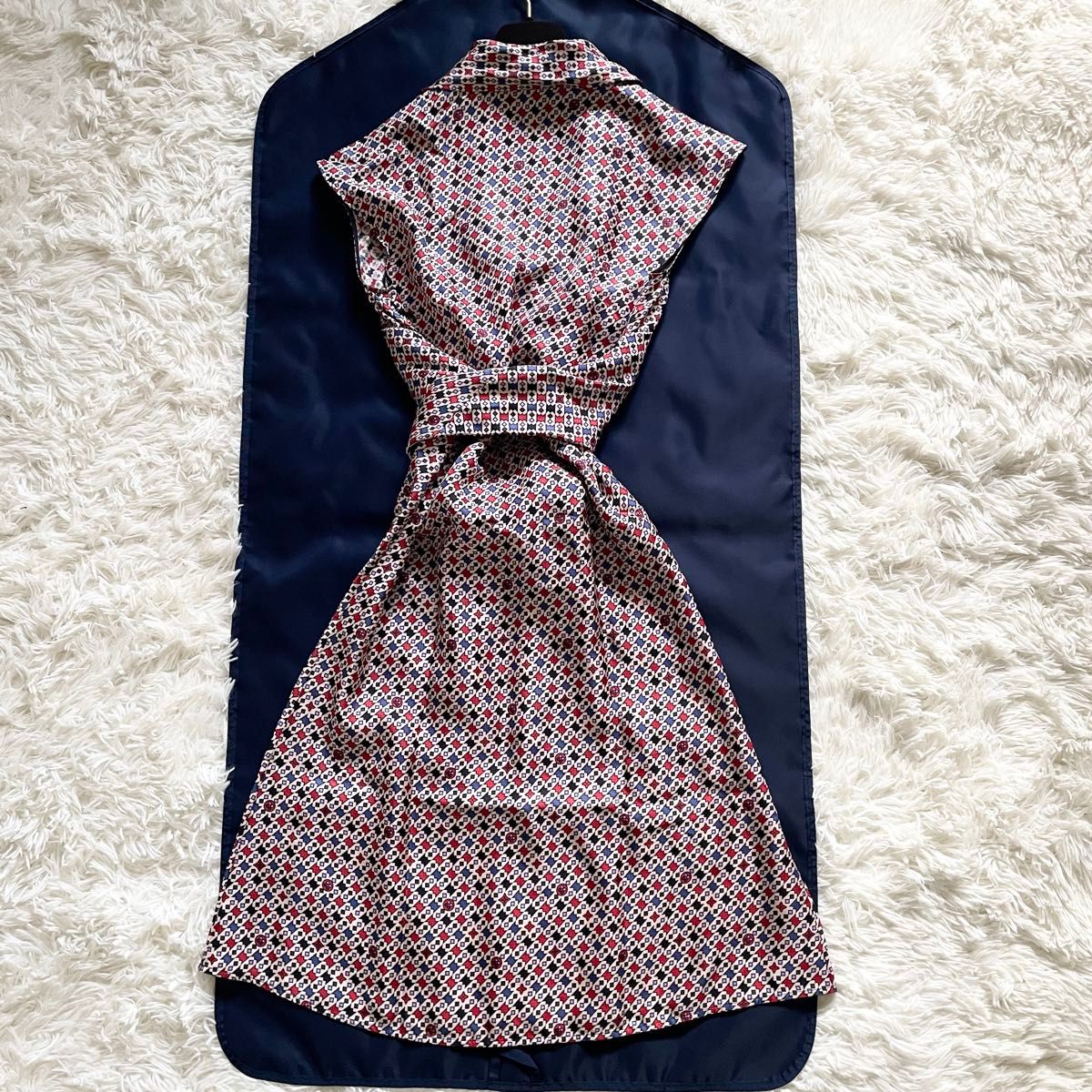 正規品 LOUIS VUITTON ルイヴィトン シルク100% ワンピース 極美品 LOUIS VUITTON ルイヴィトン ロングワンピース シルク100