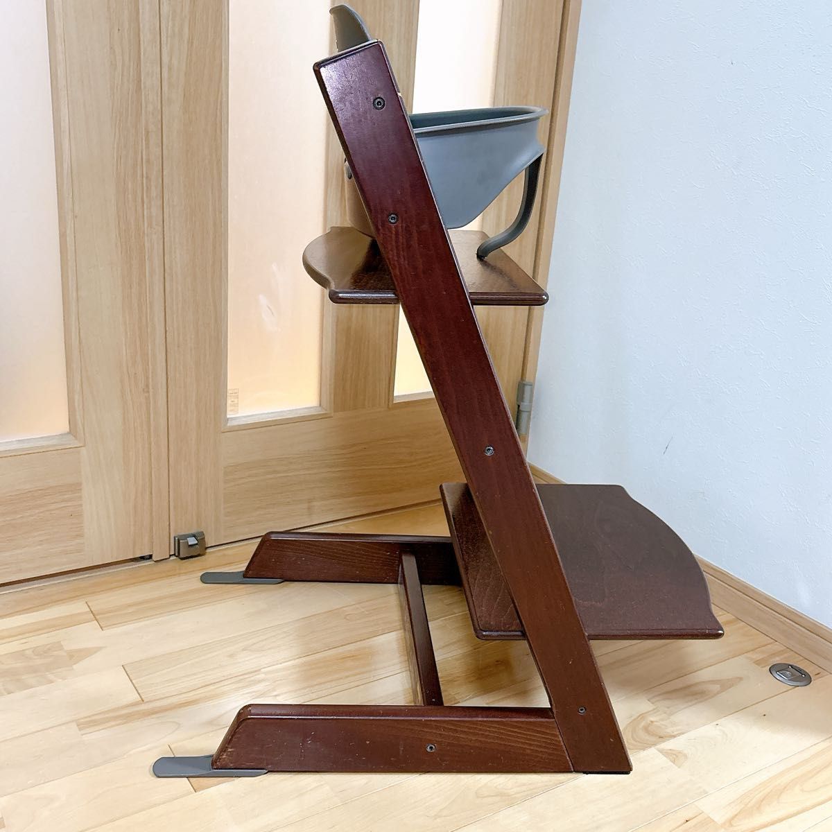 【良品】ストッケ トリップトラップ ブラウン シリアルナンバー4 ブラウンストッケシリアル4 トリップトラップ