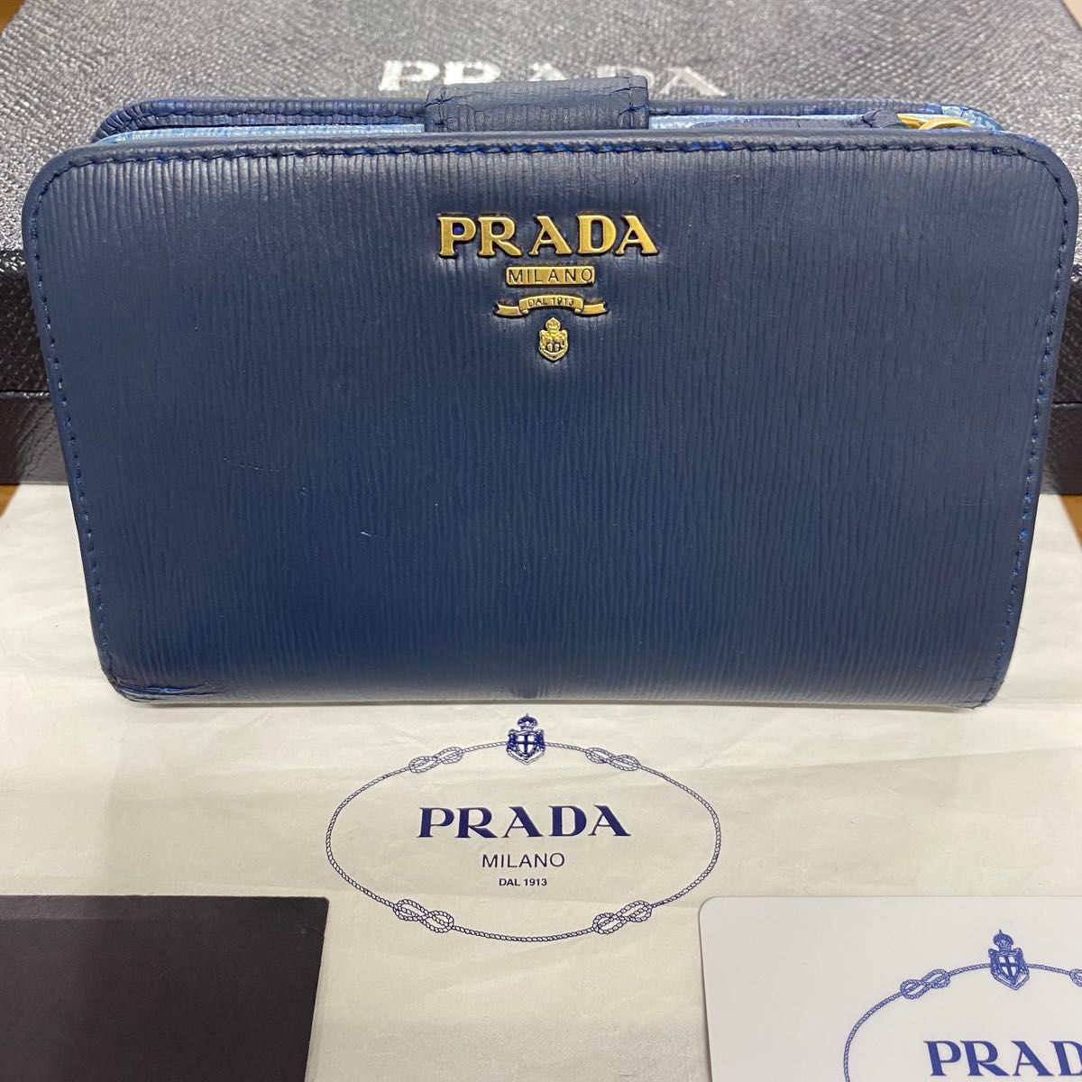 【極美品】PRADA 二つ折り財布 レザー ヴィッテロムーヴ L字 リボン 紺 超美品 プラダ PRADA 財布 二つ折り 折り財布 ヴィッテロムーブ