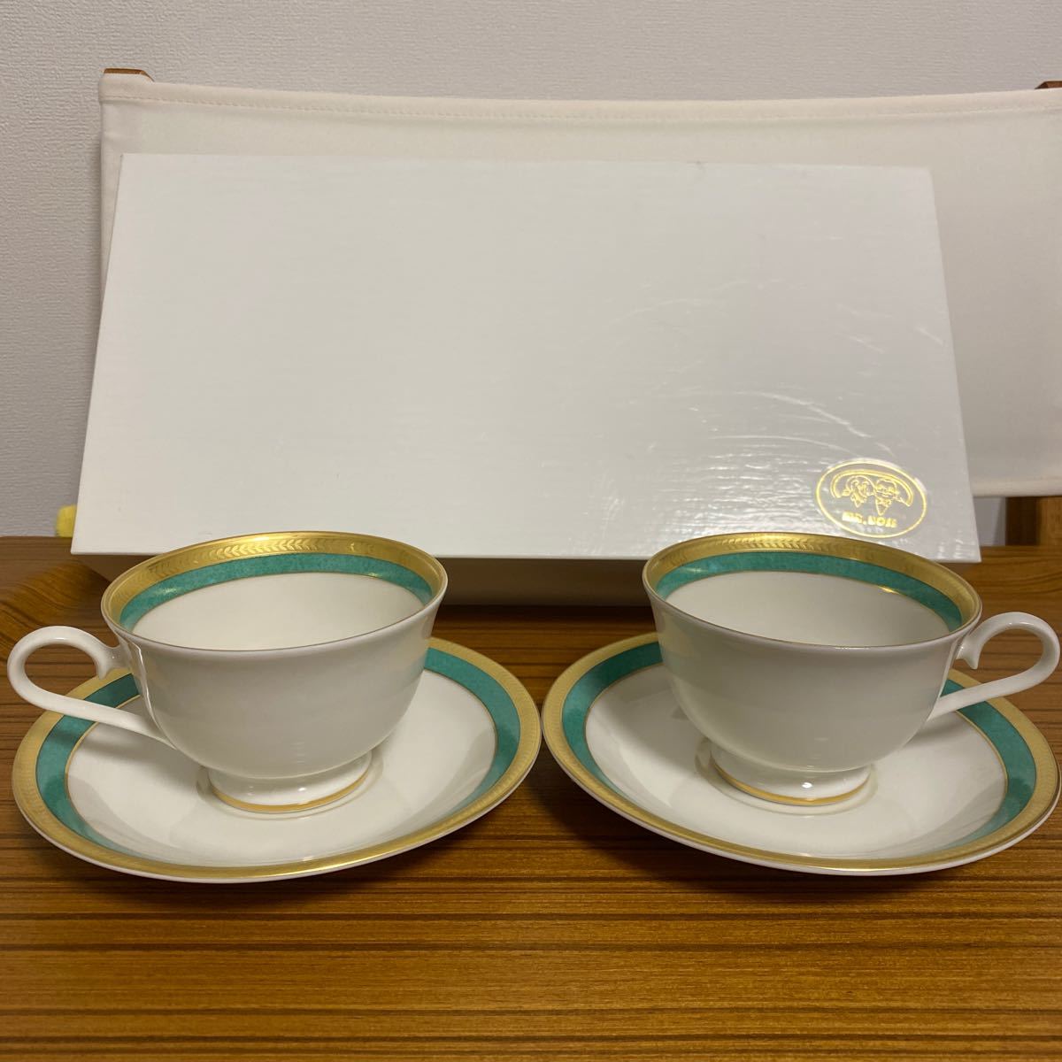 ミスターボス MR BOSS カップ ソーサー 菊紋 金彩 コーヒーカップ ペア