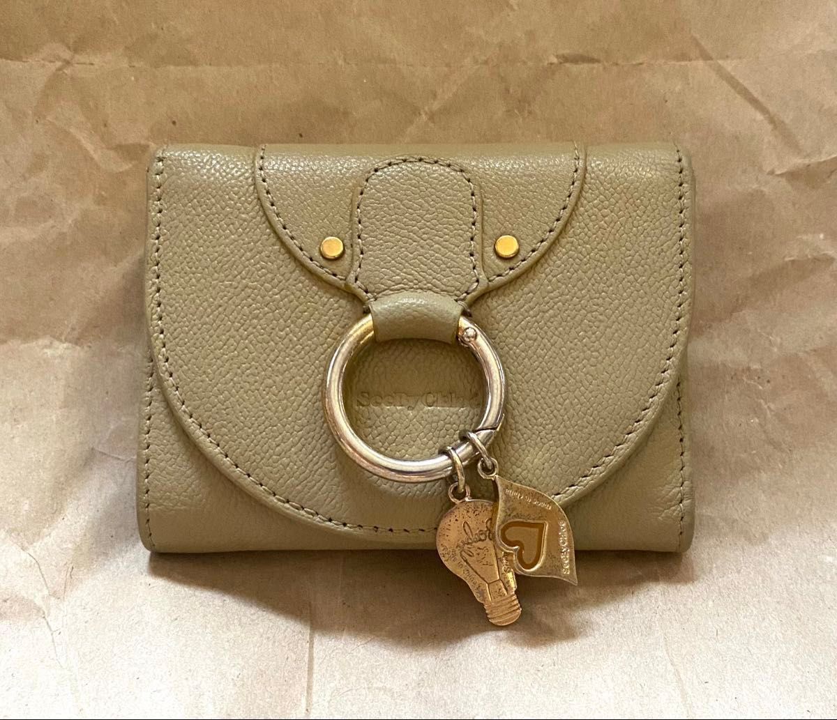 未使用SEE BY CHLOE HANAレザー三つ折り財布 ベージュ 箱袋カード See By Chloe シーバイクロエ 三つ折り財布 ベージュ|Yahoo