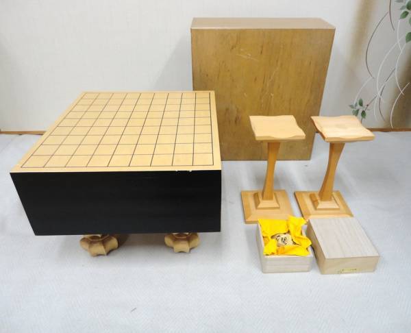 最高級 将棋 将棋道具 将棋盤 足付 駒台 将棋駒 王将 つげ並彫 将棋 日本 対局 最高級 将棋 将棋道具 将棋盤 足付 駒台 将棋駒 王将 つげ並彫 将棋 日本 対局