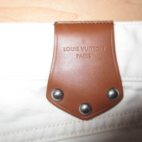 LOUIS VUITTON デニム 白 レザーパッチ クリーニング済み!_画像3
