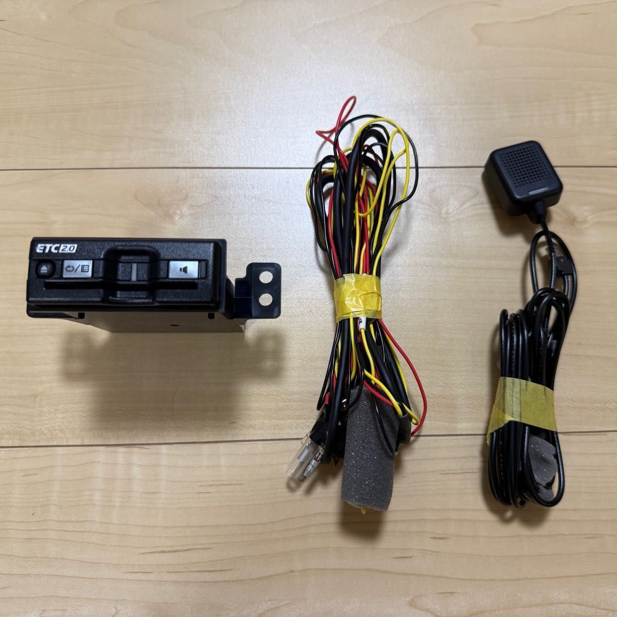 スズキ純正 ETC2.0車載器 9909F-83SG2-M04 アンテナ分離型 スズキ純正 ETC2 0車載器 9909F-83SG2-M04 アンテナ分離型