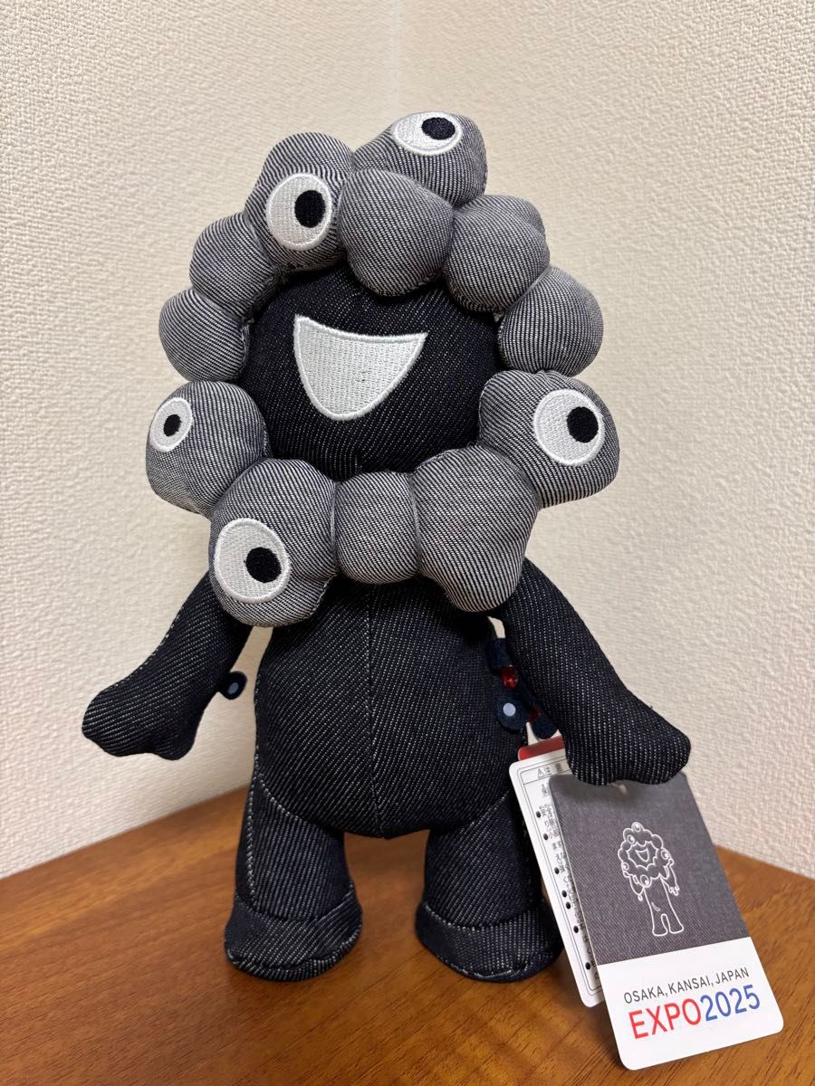 EDWIN ぬいぐるみ・マスコット グレー・黒 万博限定黒ミャク立ちのセット 新品タグ付き 万博 会場限定 完売 EDWIN エドウィン