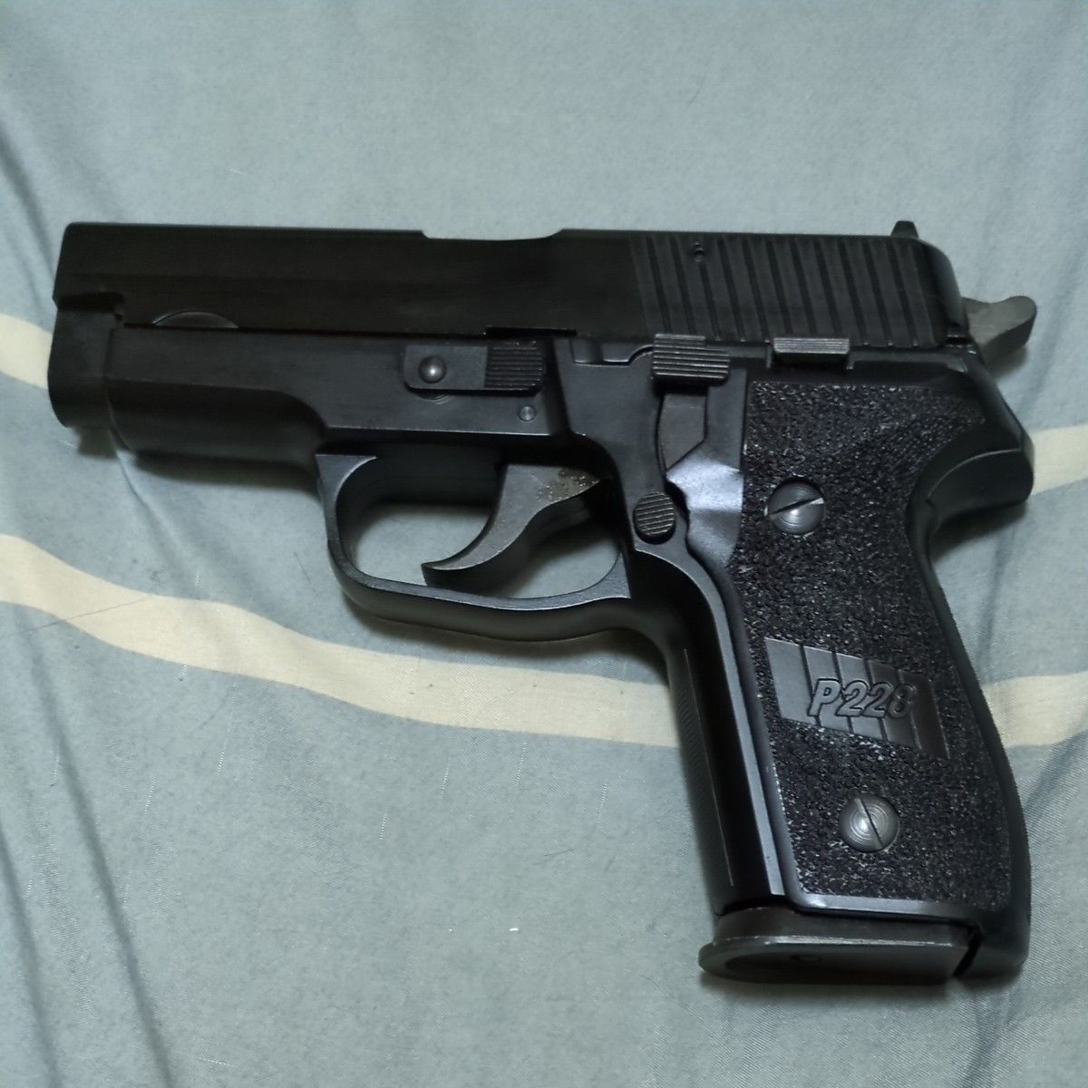 珍品 高級エアコキ KHC 啓平社 SIG p228 KHC啓平社シグP228エアコキガン|Yahoo!フリマ(旧PayPayフリマ)