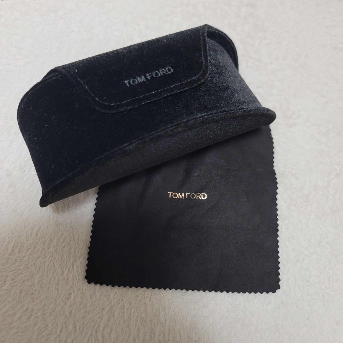 TOM FORD トムフォード TF58 Cary ブラック ケース、箱 美品】トムフォード Cary TF58 サングラス ケース クロス付き