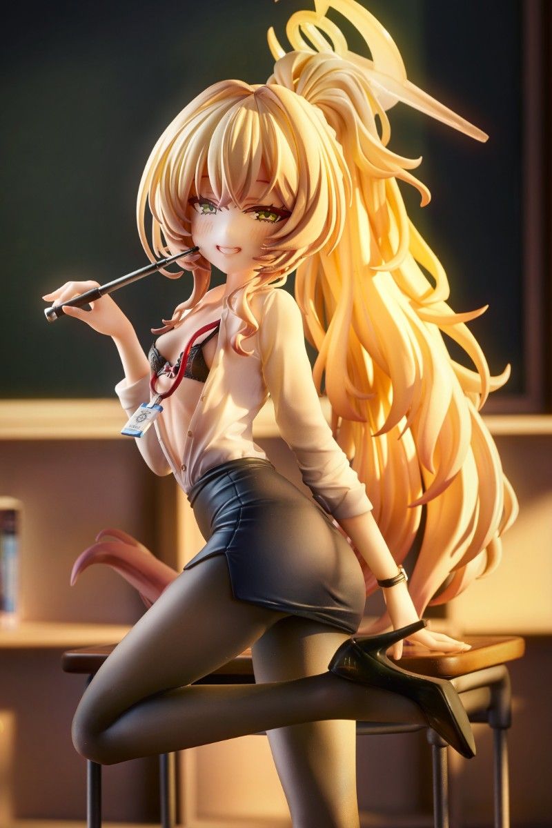 WF2025s STARMANIA ニワトリ ガレージキット ニヤニヤ教授 ガレージキット ブルーアーカイブ WF2025S