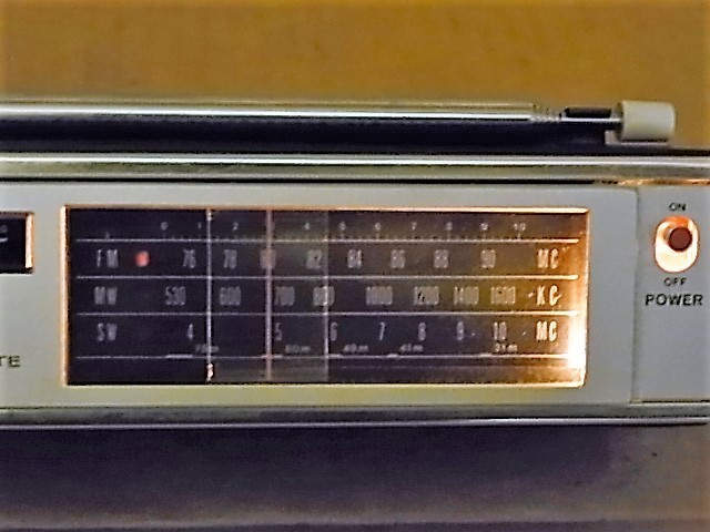 Yahoo!オークション - SONY 【 ICF-300 】 50年経過したラジオ Yahoo!オークション - SONY 【 ICF-300 】 50年経過したラジオ