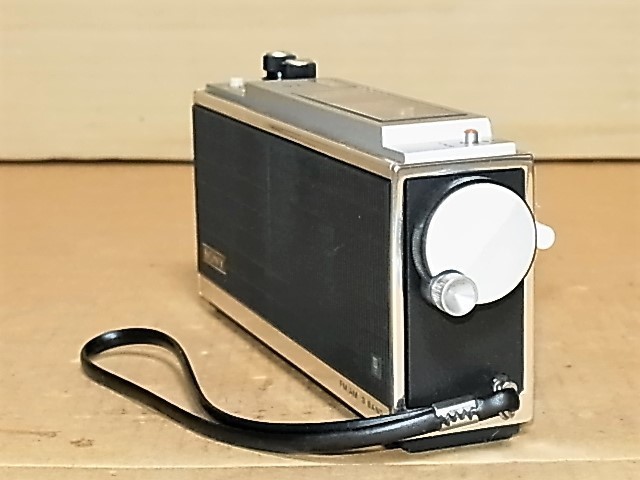 Yahoo!オークション - SONY 【 ICF-300 】 50年経過したラジオ Yahoo!オークション - SONY 【 ICF-300 】 50年経過したラジオ