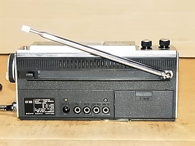 Yahoo!オークション - SONY 【 ICF-300 】 50年経過したラジオ Yahoo!オークション - SONY 【 ICF-300 】 50年経過したラジオ