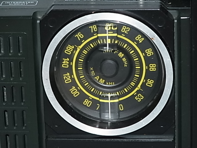 Yahoo!オークション - 三洋電機 SANYO 【RP6600】 AM/FM ラジオ Yahoo!オークション - 三洋電機 SANYO 【RP6600】 AM/FM ラジオ