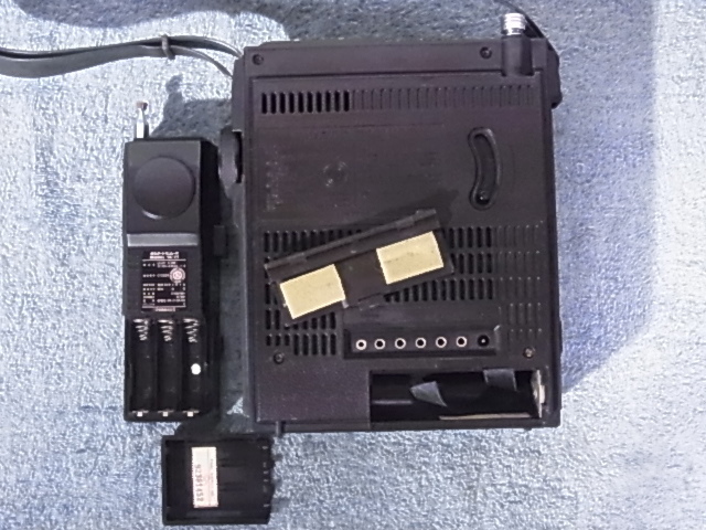 三洋電機 SANYO 【RP-7700】 FM/MW/SWの3バンド・ラジオ FM76 三洋電機 SANYO 【RP-7700】 FM/MW/SWの3バンド・ラジオ FM76