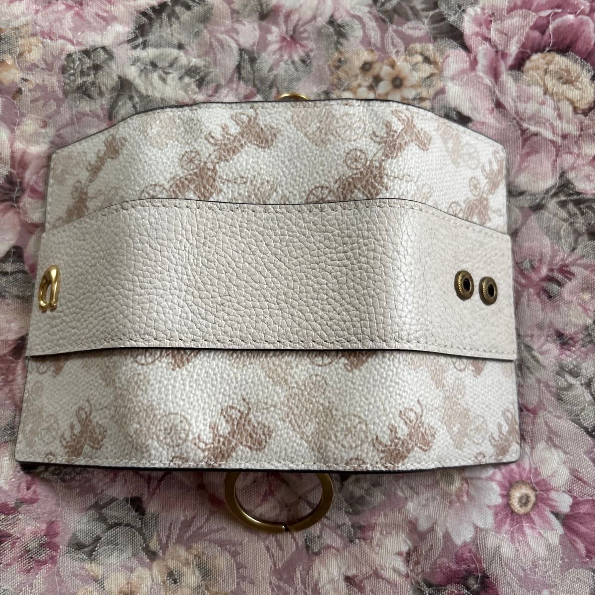 【美品】COACH キーケース ホワイト コインケース COACH コーチ キーケース 馬車 ホワイト|Yahoo!フリマ(旧