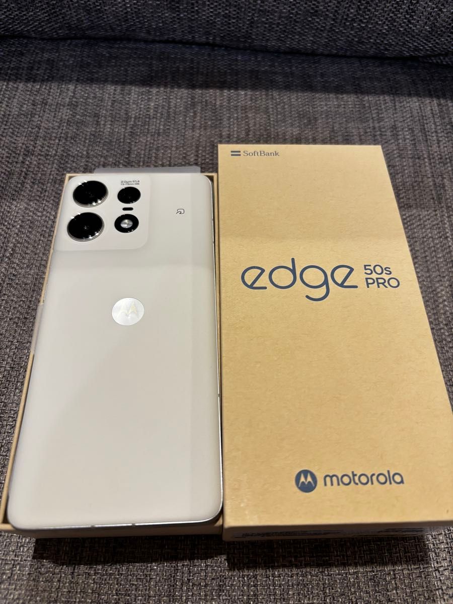 【新品 未使用】Motorolaedge50sPRO256GBバニラクリーム ほぼ未使用】motorola edge 50s pro バニラクリーム